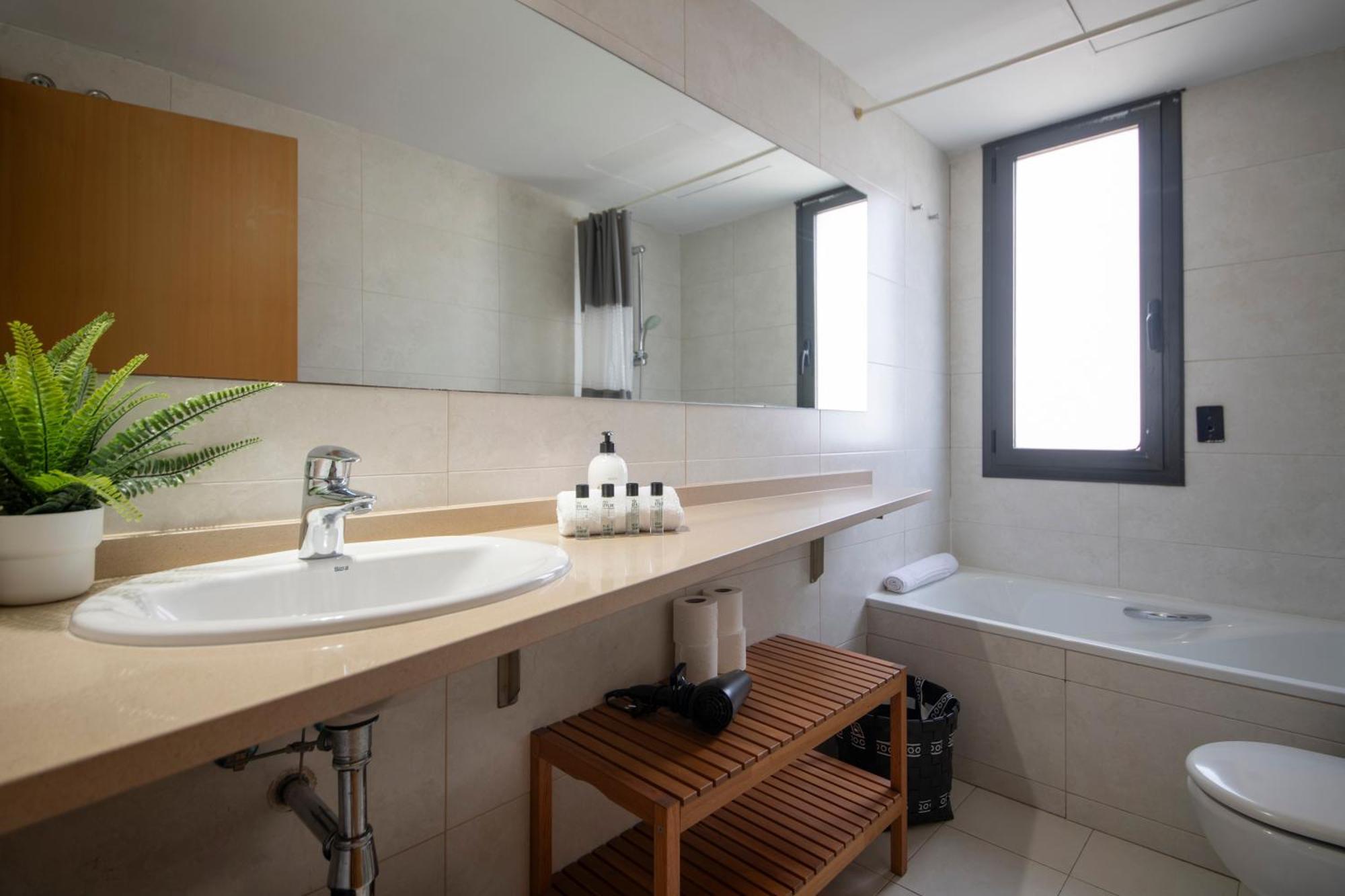 You Stylish Beach Apartments Barcelona Eksteriør bilde